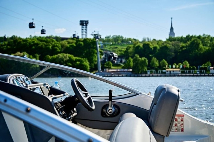 Яхта BLUE MARINA